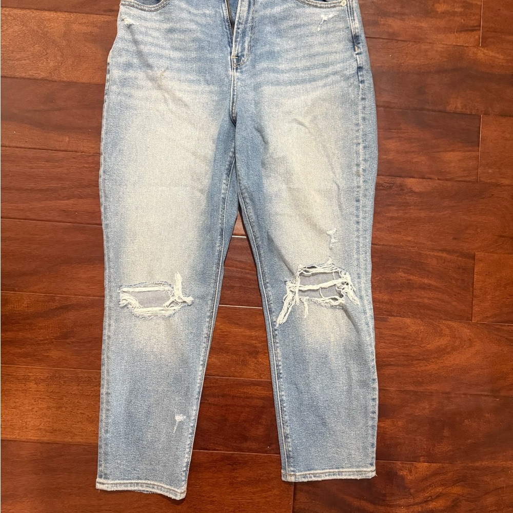 American Eagle Blue Boyfriend Jeans Distressed Relaxed Fit